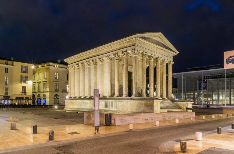 Bébé nageur à Nîmes